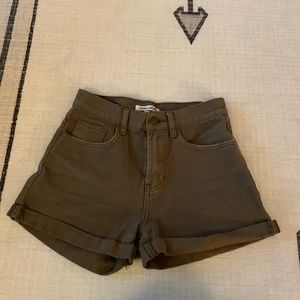 High waisted green shorts